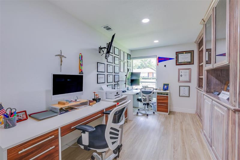 3631 Coral Gables Drive, Dallas TX 75229 - Photo 13