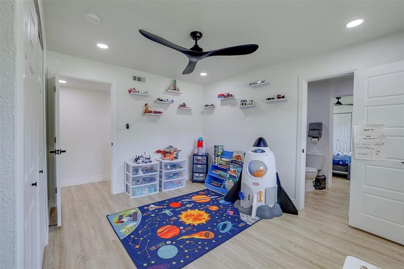 3631 Coral Gables Drive, Dallas TX 75229 - Photo 15
