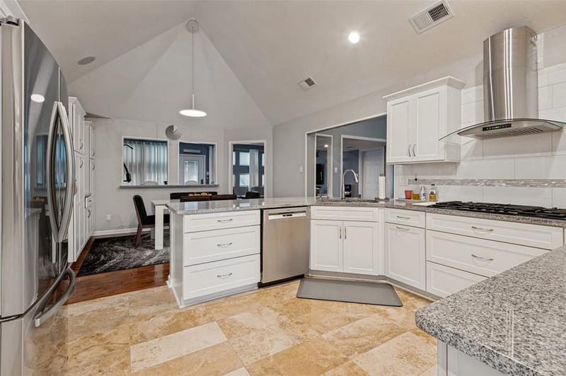 2708 Monarch Drive, Arlington TX 76006 - Photo 17