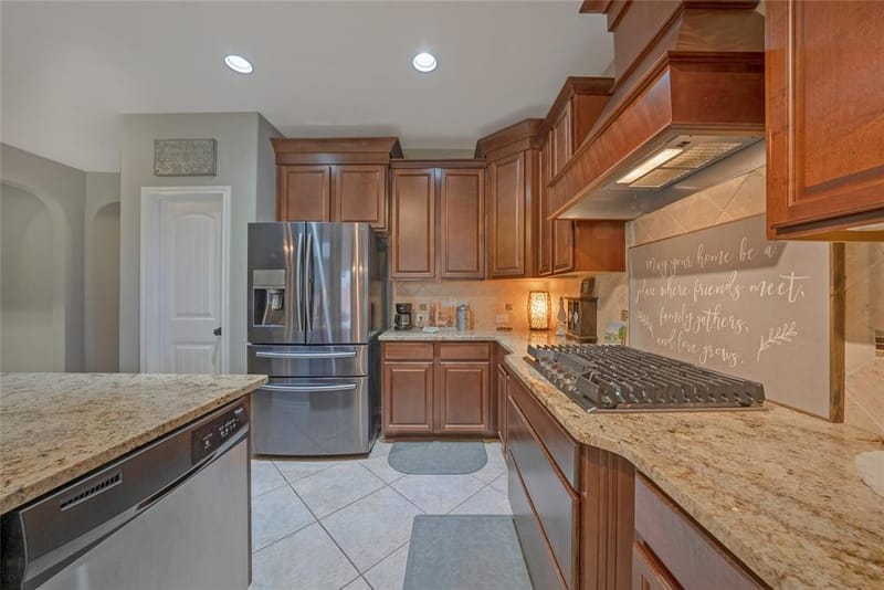 8629 Tribute Lane, Fort Worth TX 76131 - Photo 10