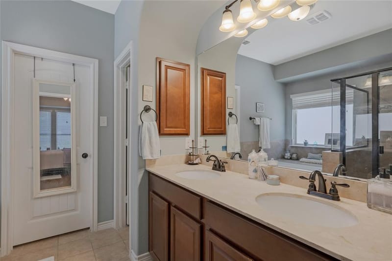 8629 Tribute Lane, Fort Worth TX 76131 - Photo 14