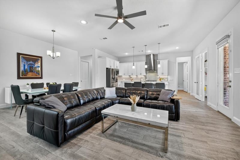 12728 Royal Oaks Lane, Farmers Branch TX 75234 - Photo 13