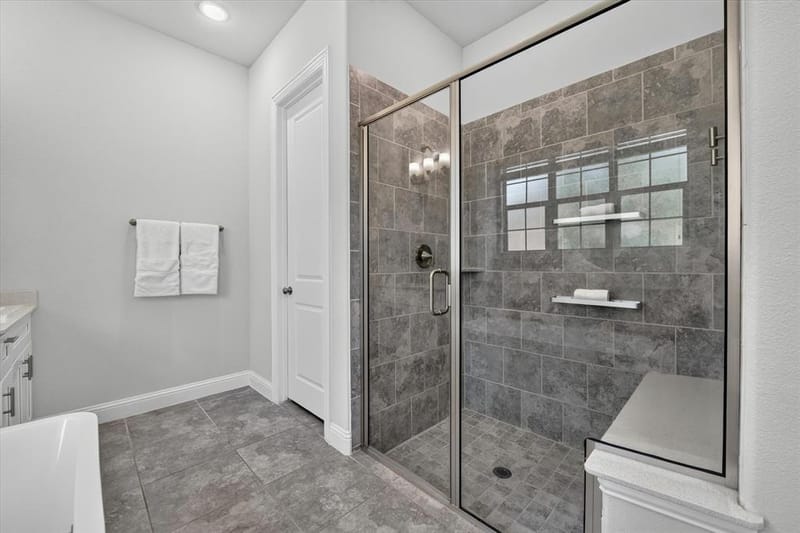 12728 Royal Oaks Lane, Farmers Branch TX 75234 - Photo 20