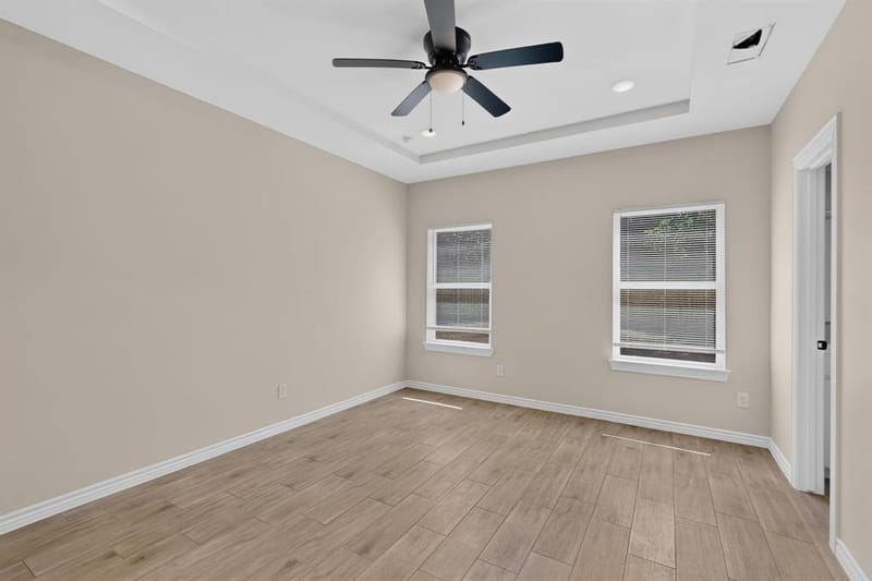 724 N Clements Street, Gainesville TX 76240 - Photo 27