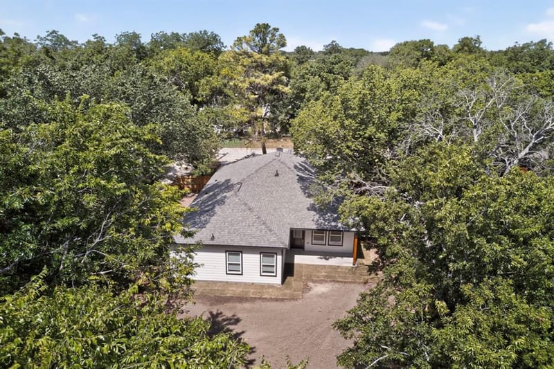 724 N Clements Street, Gainesville TX 76240 - Photo 34