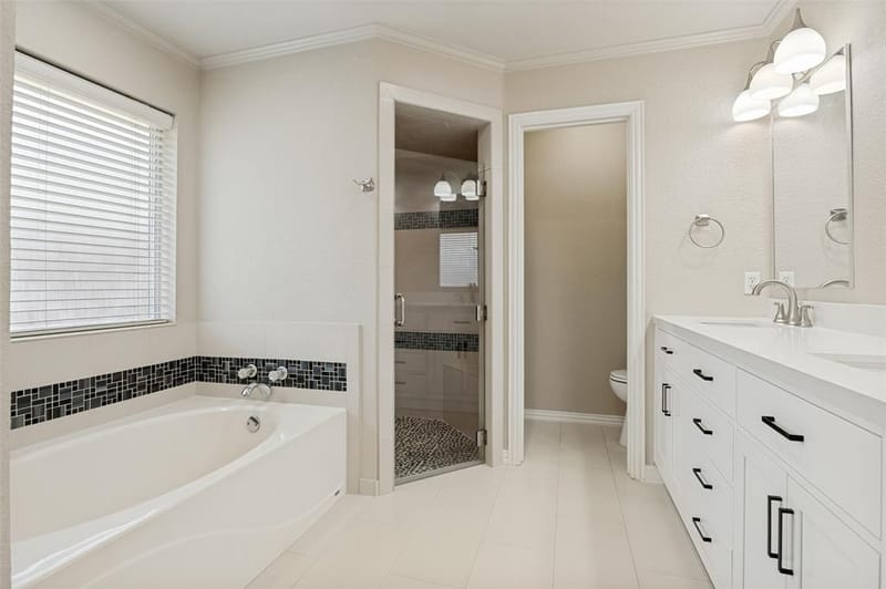 1708 Meadow Crest Lane, Mansfield TX 76063 - Photo 11
