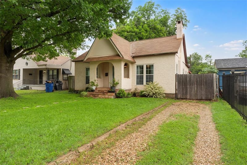 2923 Live Oak Avenue, Waco TX 76708 - Photo 2
