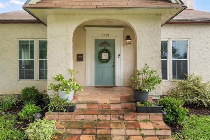 2923 Live Oak Avenue, Waco TX 76708 - Photo 3