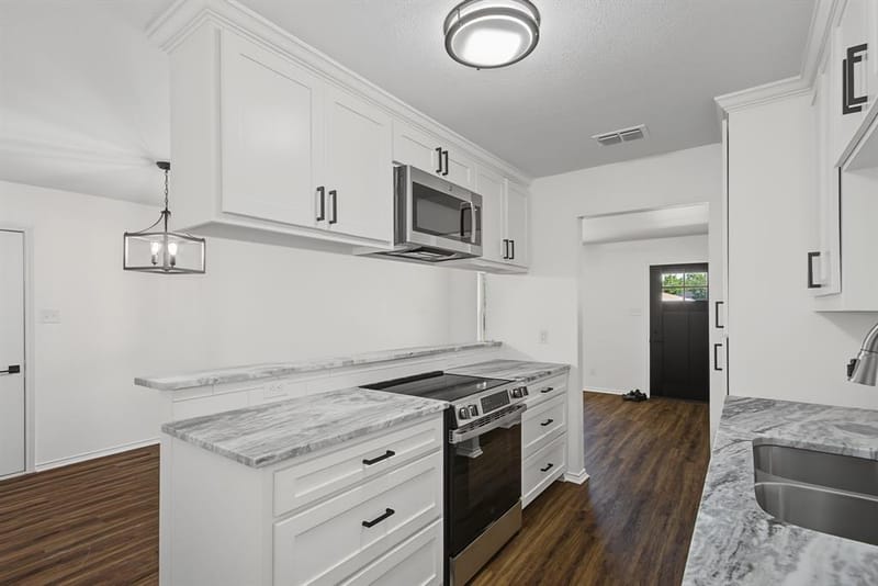 815 Steve Ct, Sanger TX 76266 - Photo 14