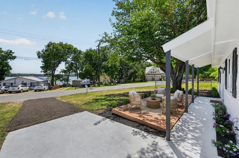 1624 E Lake Drive, Weatherford TX 76087 - Photo 9