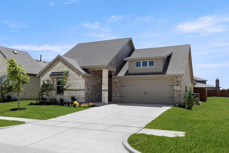 217 Van Horn Drive, Terrell TX 75160 - Photo 2