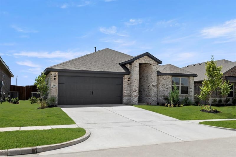 211 Van Horn Drive, Terrell TX 75160 - Photo 2
