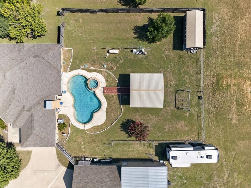 7851 Mavis Avenue, Waxahachie TX 75167 - Photo 32
