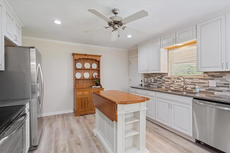 2432 Skyline Drive, Waco TX 76710 - Photo 10