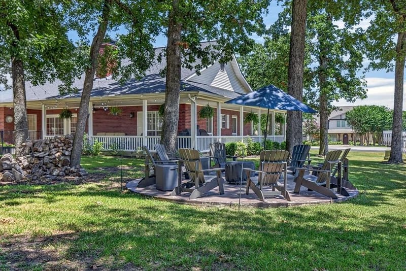 233 Saint Andrews Drive E, Mabank TX 75156 - Photo 2