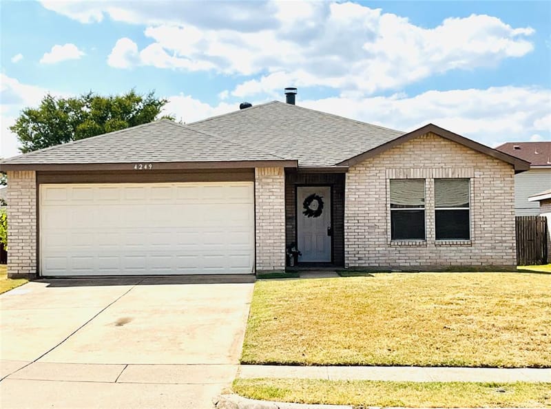 4249 Gray Fox Drive, Fort Worth TX 76123