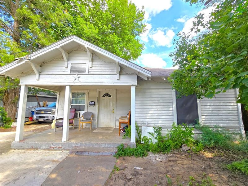 2714 Lenway Street, Dallas TX 75215 - Photo 2