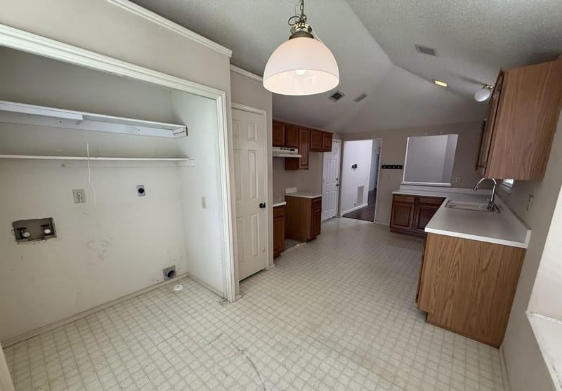 1338 Overlook Drive, Lewisville TX 75067 - Photo 7