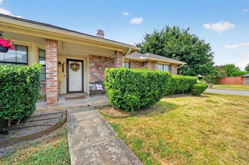 2602 Princewood Drive, Garland TX 75040 - Photo 3