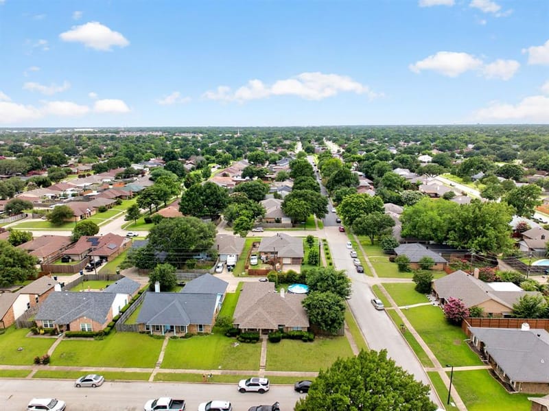 2602 Princewood Drive, Garland TX 75040 - Photo 4