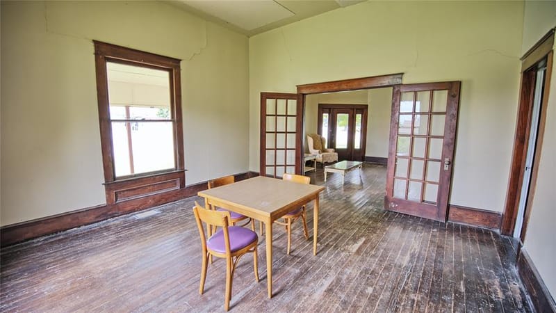 400 S Broad Street, Saint Jo TX 76265 - Photo 9