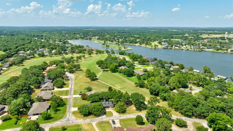 1118 Kiowa Drive W, Lake Kiowa TX 76240 - Photo 32