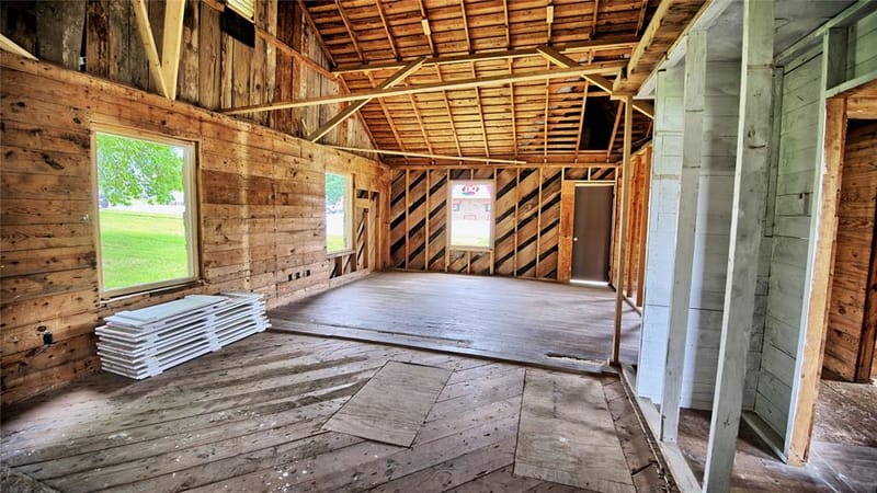 408 S Broad Street, Saint Jo TX 76265 - Photo 17