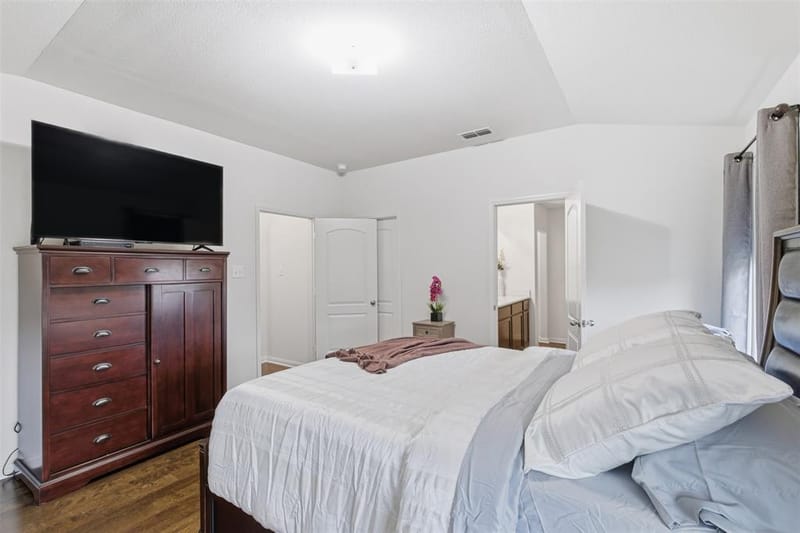 14229 Bridgeview Lane, Dallas TX 75253 - Photo 23