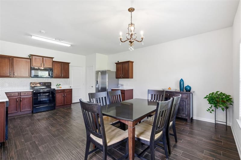 14229 Bridgeview Lane, Dallas TX 75253 - Photo 11