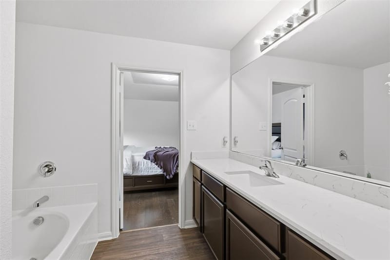 14229 Bridgeview Lane, Dallas TX 75253 - Photo 21