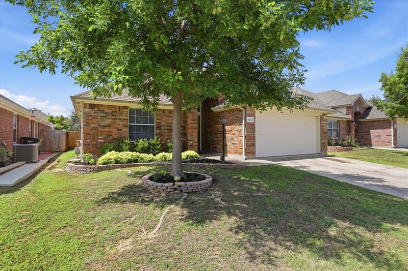 3232 Chesington Drive, Fort Worth TX 76137 - Photo 3