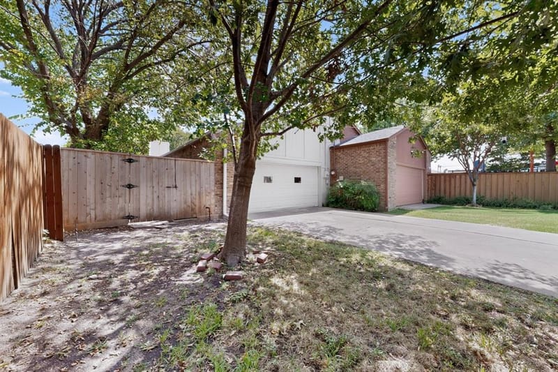 3025 Westforest Drive, Dallas TX 75229 - Photo 24