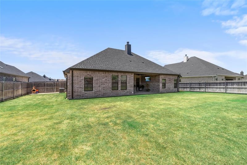 932 Gallant Fox Road, Hewitt TX 76643 - Photo 30
