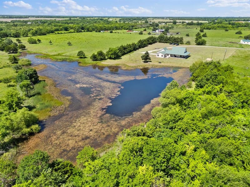 247 County Road 4519, Wolfe City TX 75496 - Photo 36