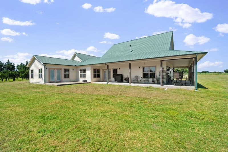 247 County Road 4519, Wolfe City TX 75496 - Photo 32
