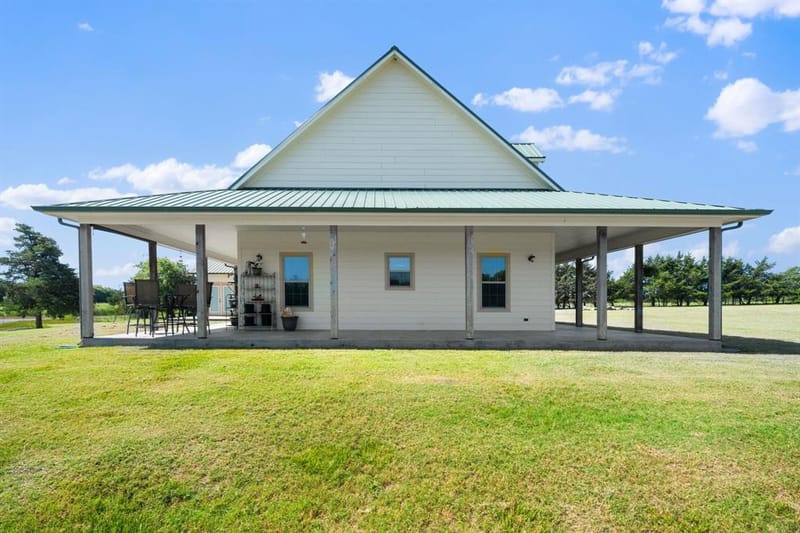 247 County Road 4519, Wolfe City TX 75496 - Photo 5
