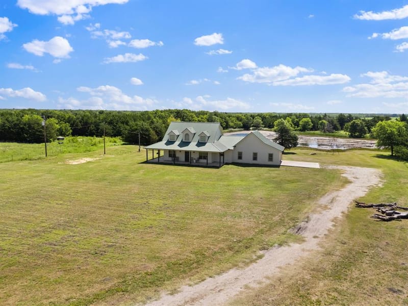 247 County Road 4519, Wolfe City TX 75496 - Photo 34
