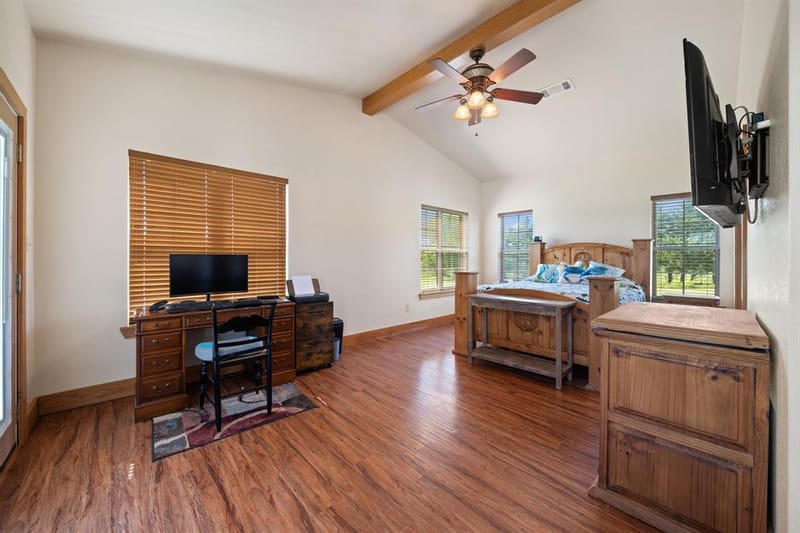 247 County Road 4519, Wolfe City TX 75496 - Photo 19