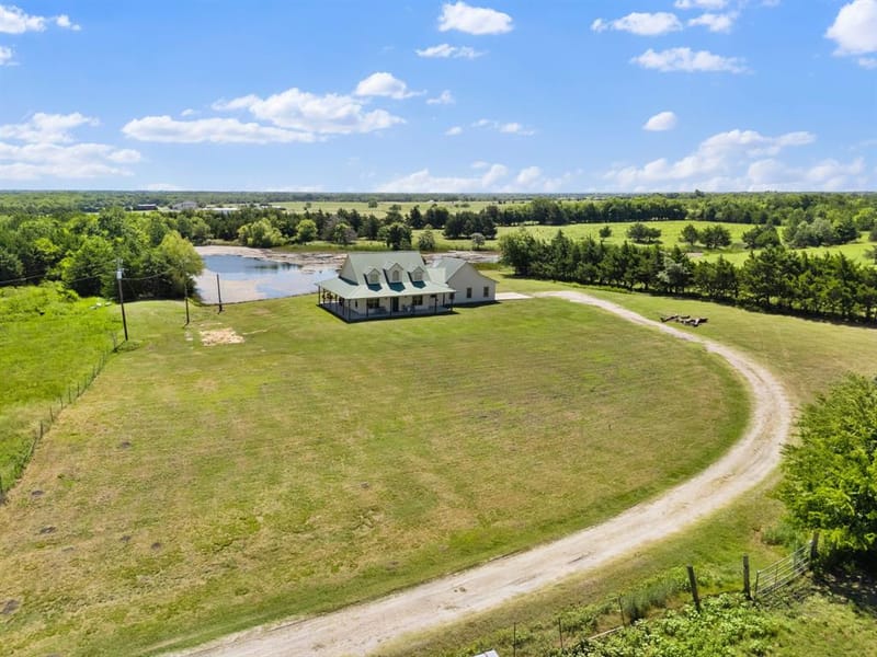 247 County Road 4519, Wolfe City TX 75496 - Photo 35