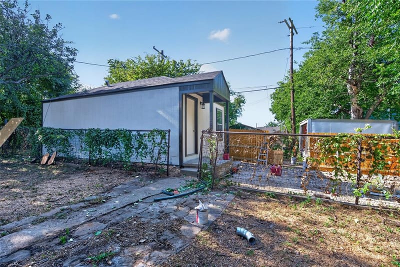 3410 Meadowbrook Drive, Fort Worth TX 76103 - Photo 22