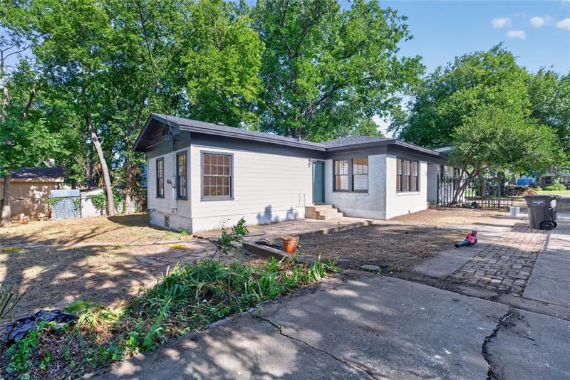 3410 Meadowbrook Drive, Fort Worth TX 76103 - Photo 19