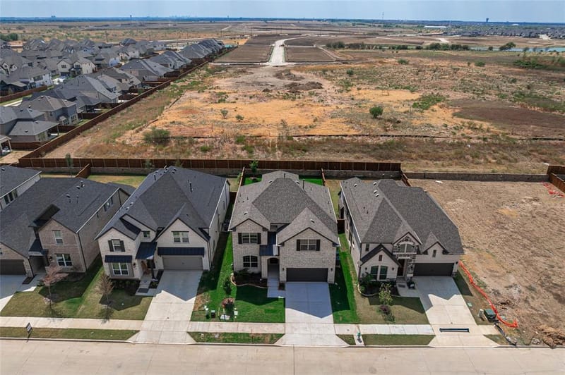 14517 Herschel Street, Pilot Point TX 75009 - Photo 2
