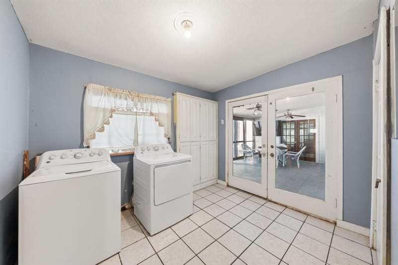 2410 S Franklin Street, Dallas TX 75233 - Photo 17