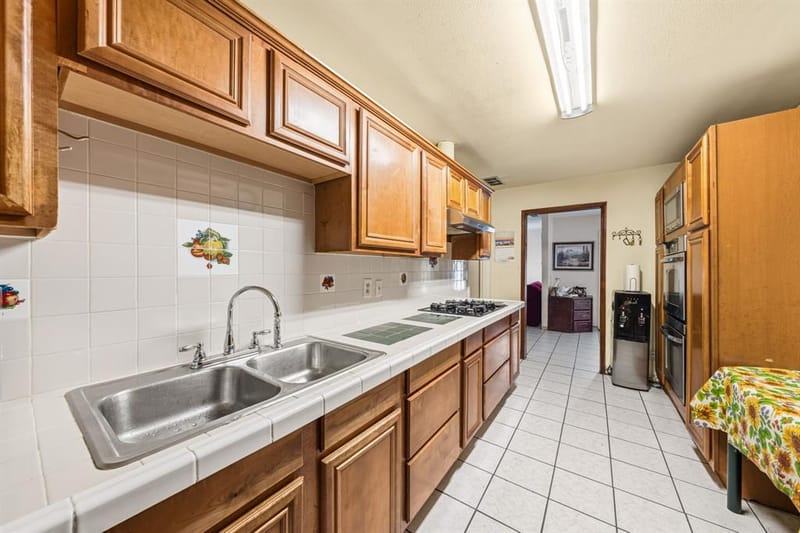 2410 S Franklin Street, Dallas TX 75233 - Photo 15