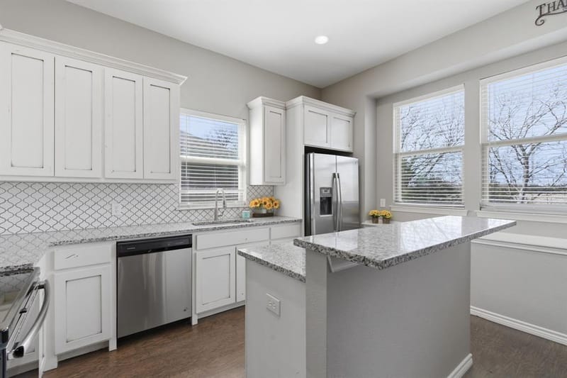 711 Hadley Lane, Valley View TX 76272 - Photo 12