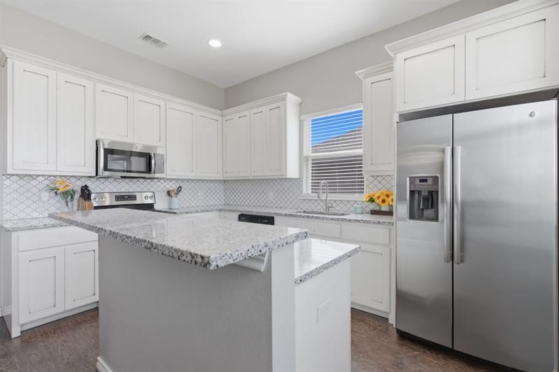 711 Hadley Lane, Valley View TX 76272 - Photo 9