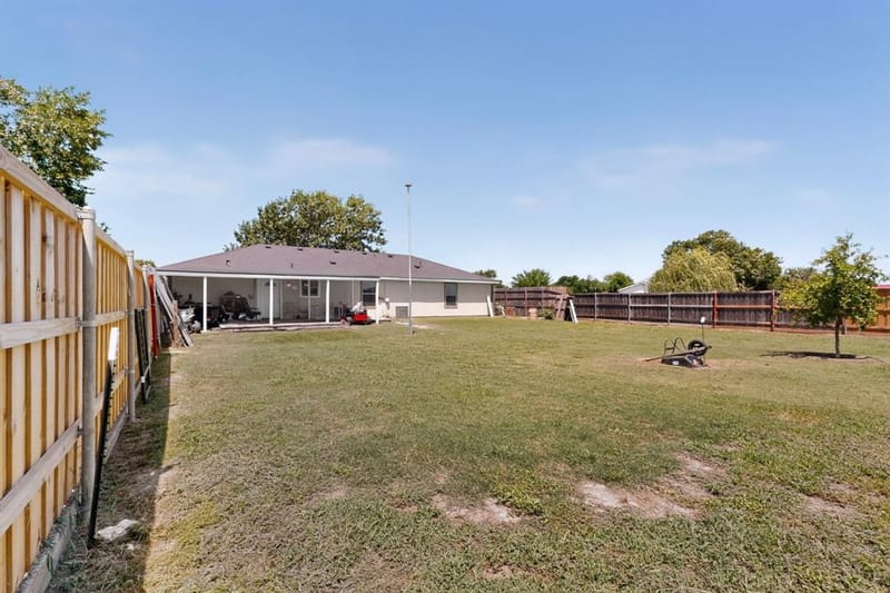 3671 Sundown Road, Greenville TX 75402 - Photo 16