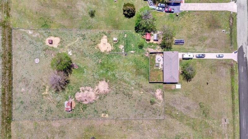 3671 Sundown Road, Greenville TX 75402 - Photo 7