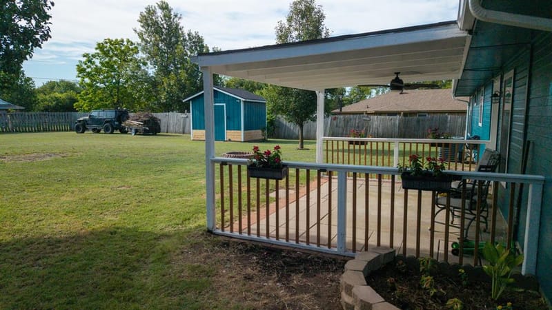 109 S Shaw Street, Tom Bean TX 75489 - Photo 23