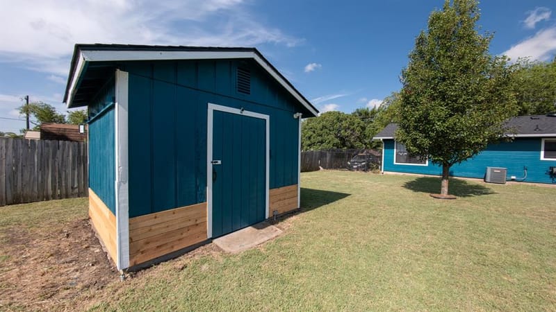 109 S Shaw Street, Tom Bean TX 75489 - Photo 12